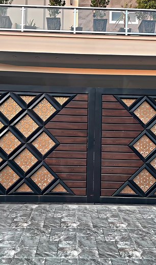 Iftikhar Steel Works Gujranwala Product: Iron sheet Gate Location: Gujranwala Contact: 0333-1490034 #iftikharsteel#ironwork #gujranwala #irongate