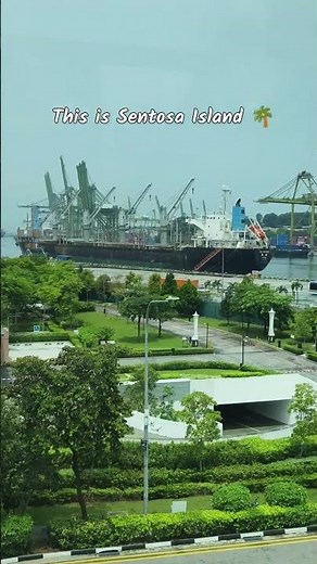 Singapore to Sentosa Island | Sentosa Express Monorail 🚆