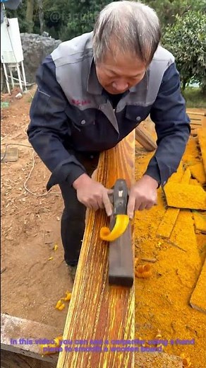 How a Carpenter Uses Hand Plane to Smooth Wood - Woodworking Technique