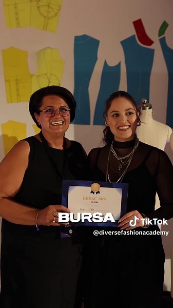 Clo3D dhe Procreate tani në kurrikulën tonë! 💫 Studentëve tanë të Clo3D u sigurohet laptop dhe licensë akademike. Programet fillojnë nga Tetori 2025.