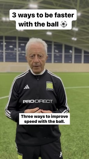 📈 Become a better coach and player with our NEW App - link in bio! ⚽️ Got any other tips? Let us know in the comments 📥 Follow for more #coervercoaching #footballcoaching #soccercoaching #grassrootsfootball #kidssoccer #soccercoach #footballcoach | Coerver Coaching