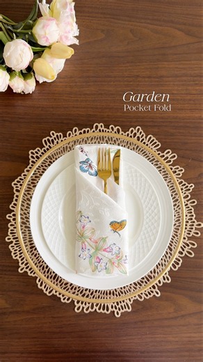 Garden Pocket Napkin Fold 🌿 | Easy Table Styling Tutorial #diy #napkinfold #napkinfolding