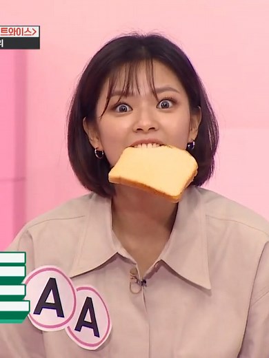 TWICE Toaster Challenge - Part 3 | JTBC Idol Room EP 69 [ENG SUB]