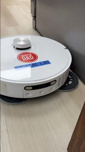 🤖✨ The Dreame L40 Ultra is a game-changer for clean floors! In this video