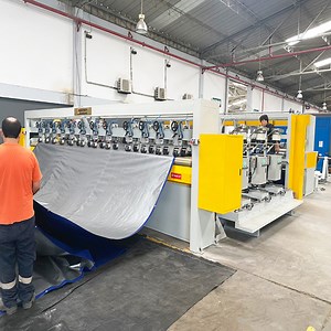 [Hot Item] Full Automatic Versatile Fumigation Cover Outdoor Storage Poultry Shed Mandap Sheet Tarpaulin Welding Grommet Fastening Canvas Cutting Machine