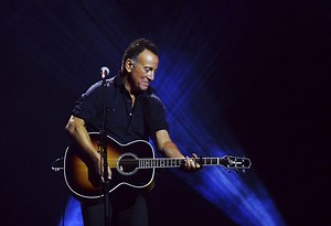 Celebrating America | Bruce Springsteen e John Legend si esibiranno alla cerimonia di insediamento di Biden - Linkiesta.it