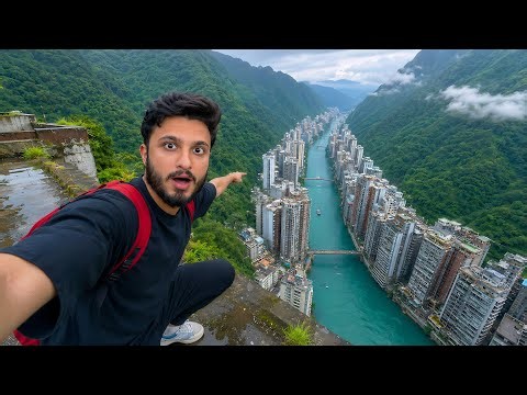 Inside World’s Narrowest City in China 🇨🇳