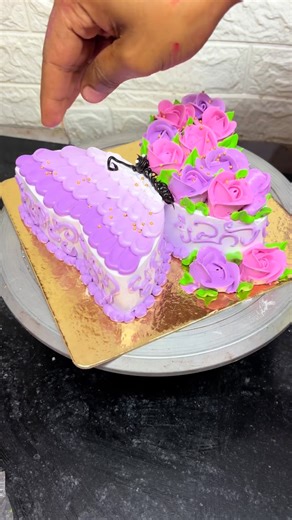 @roshan_cake_chef | Beautiful butterfly flower cake #reels #viral #cakes #cakedecorating #trending #viralreels #cake #Butterfly #ButterflyCake... | Instagram