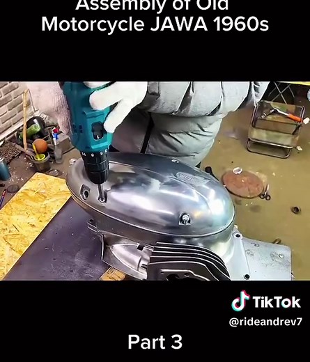 Old java motorcycle restoration... #rideandrev7 #javamotorcycle #javamotor350 #oldmotors #java #restoration #rev #engine #sound #ride #Motorsport #goviral #fyp #goviral #fyp #fyb #viral #trending #350cc #tiktok
