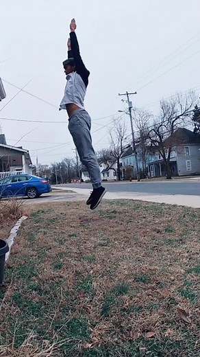 HOW TO BACKFLIP ! #howto #stepbystep #foryou #gymnastics #flipping #flips #freerunning