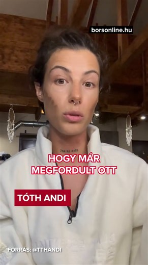 Tóth Andit kutyája védi meg