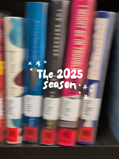 What a year! Thanks for being a part of the crazy ride that was 2025. You hunkered down to study, you hung out with your friends, you checked out books, you attended fun events, you listened to audiobooks on Libby, you met with tutors and librarians, you printed out your papers, watched our silly social media videos - and we're looking forward to helping you do it all again in 2026! Have a fun and safe night, Gophers! Happy New Year! 🎉✨ #umn #umnlibraries #librariesareawesome #2025recap #happyn