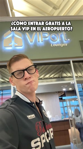 How to get into the airport VIP lounge for FREE? #friends #travel #viplounge #airport #tips