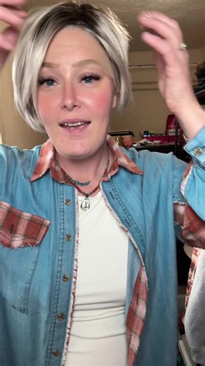 Hannah Iced Blonde! Wow what a cute and fun style and a lot easier than bleaching my hair to the point it falls out! #csc #chelseysmithcrowns #hairloss #wigtok #HairMail