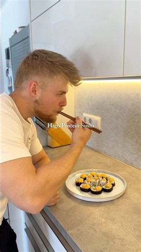 The EASIEST And BEST High Protein Sushi! 🍣💪🏻 #highprotein #sushi #shorts