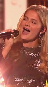 Ventriloquist ditches the puppet and shows America's Got Talent what SHE can do 🎤 ✨ #ventriloquist #singer #agt #americasgottalent | Singers Got Talent