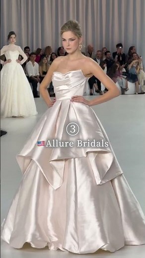 世界のサテンドレスをご紹介👗thanks@allurebridals さま@dianelegrandofficial さま@justinalexander さま#ウェディングドレス #BBFW