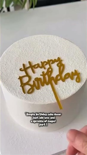 Quick & Simple Cake Decorating Tricks#CakeHacks#CakeDecorating#SimpleCake#EasyBaking