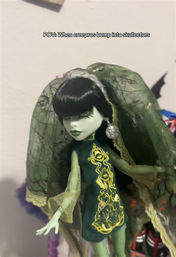 Just because they cost over $100 🙄😂#monsterhigh #collection #skullector #scarahscreams #twylaboogeyman #deadfastghoulia #emilycorpesbride #frankiestein