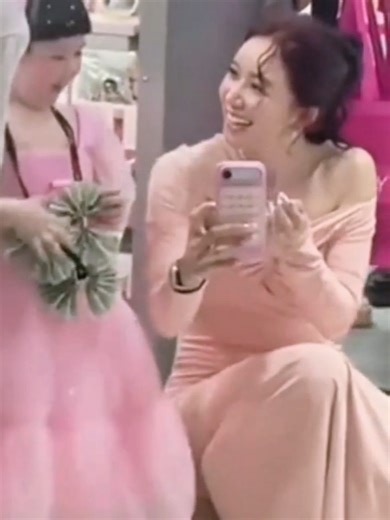 Abigail and June's so cute😘 #foryou #junenannirin #enjoyjune #enjoyyotdr #conversationthailand @Junenannirin