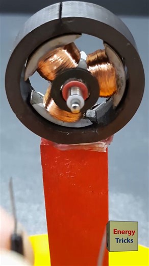 Testing a DC Motor without casing #shorts