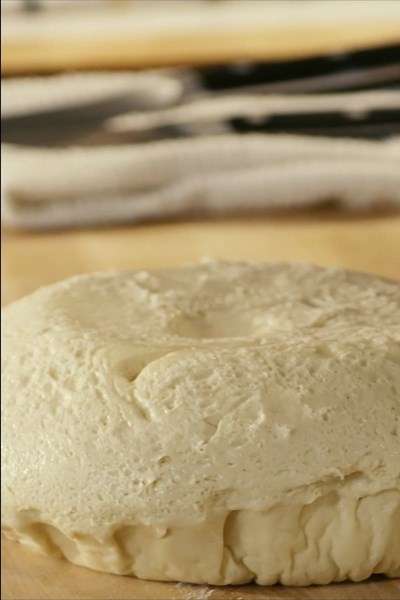 Impasto per pizza fatto in casa, semplice e perfetto