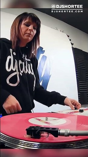 DJ Shortee Scratching for DJcity's "Cutting Room" ✂️
