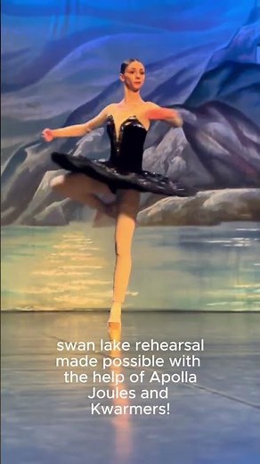 32 fouettés made easier with Apolla Socks