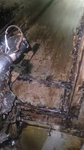 Remove Stubborn Kitchen Grease Easy With This Magnet Scraper