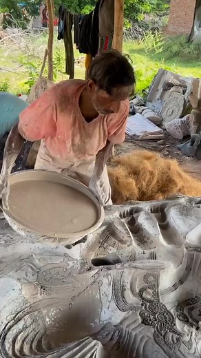 Creating a Large Intricate Sculpture: A Step-by-Step Guide