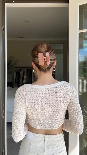 EASY TWISTED CLAW CLIP HAIRSTYLE