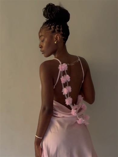 Naka🦋 | Let’s clap hands for the back of the dress✨ | Instagram