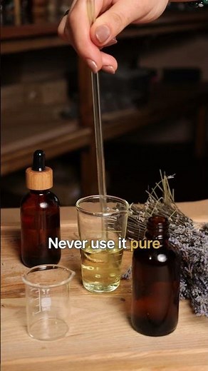 Never Put Lavender Oil Straight on Skin — Safe Dilution 🪻
