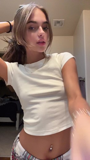 kinsley wyatt (@thekinsleywyatt1)’s video of kinsley wyatt