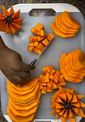 How to Cut Papaya Quickly and Easily