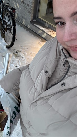 Sally Rönningsen🪡 on Instagram: "7 månader har jag hitintills postat på detta konto och det är så kul och lärorikt! 💛 Den senaste tiden har jag försökt pyssla mig till 500 följare innan julafton. Jag lyckades inte riktigt; men till er 130(!!) nya som tillkommit under denna tid vill jag säga hjärtligt välkomna. Till er som vart med länge vill jag säga tack för all pepp och engagemang, det betyder så mycket🙏🏼 Vad ni vill se mer av framöver?❣️"