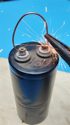 Copper wire and super capacitor experiment