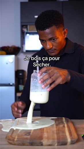Mes deux livres de recettes dans ma bio 🤩Boisson protéinée pour l’été 🍹 #recettefacile #lait #recetterapide
