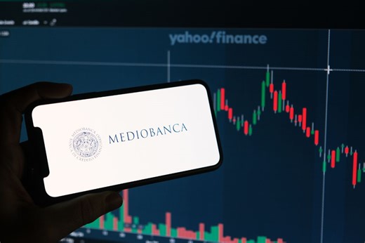 Mediobanca, le mosse dei manager dopo l’Opas di Mps