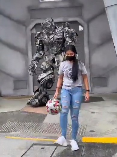 Megtaron got Angry at Universal Studios — Transformers Moment