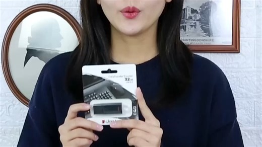 DTX闪存盘，高速传输稳定可靠，日常学习办公必备神器，容量充足不怕丢文件，随身携带不占空间，真正解决数据存储难题。