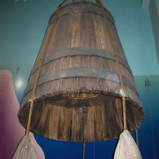 An early Diving Bell in 1691.#history #historybuff #divingadventures #scienceshorts