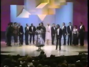 It's the time of The Stellar Gospel Music Awards! Every year the Stellar Awards give us great performances. Do you remember this all-star rendition of "Mary Don't You Weep" during the Soul Train Awards in 1987? How many iconic artists do you recognize? 🧐 #GospelWorld #gospelmusic #musicagospel #music #musica #gospelchoir #corogospel #gospel #thestellars #stellarawards #history | Gospel World