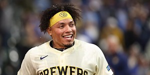 Brewers win another tight game with walk-off walk