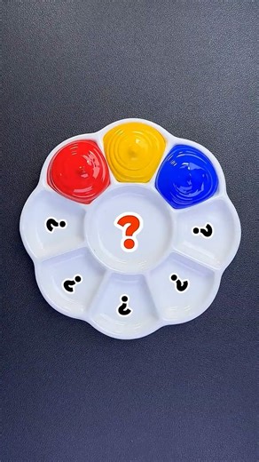 Red + Yellow + Blue = Color ? #lunacolor #mixingcolor #shots