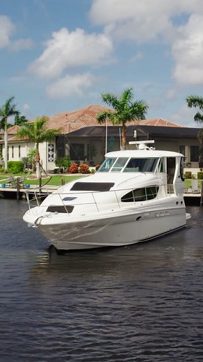 Take an in-depth look at this 2007 Sea Ray 40 Motor Yacht “Water’s Edge” offered by @galatiyachtsales! 🙌 With two staterooms and two heads, this Sea Ray 40 Motor Yacht offers unmatched comfort on the water! Meticulously maintained and serviced, this vessel is ready for her next owner! Asking $290,000 #yachtingnetwork #galatiyachtsales #searayyachts | Yachting Network