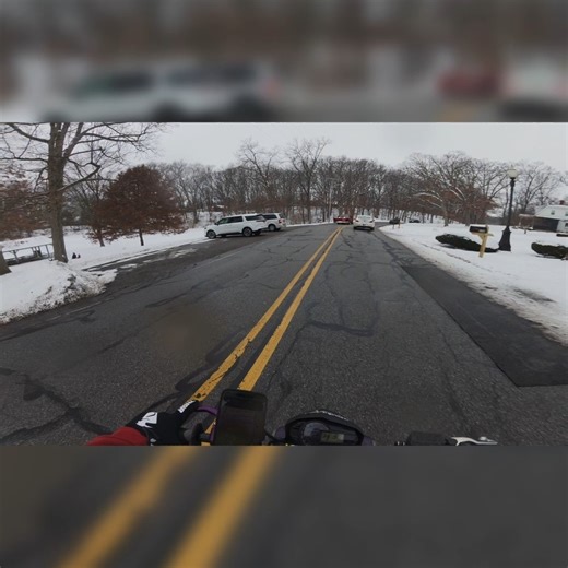 GixxerUppies on Instagram: "I should've went and made my own snowman D: #z125pro #kawasaki"