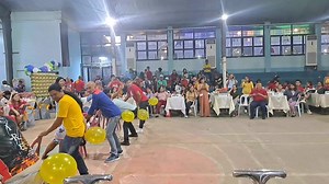 Balloon Popping Game Challenge with Hilarious Results