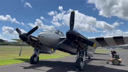 Avspecs in Auckland, NZ performing some engine run ups after restoration of de Havilland Mosquito NZ2308. #warbirds #dehavilland #dehavillandmosquito | Lewis Air Legends