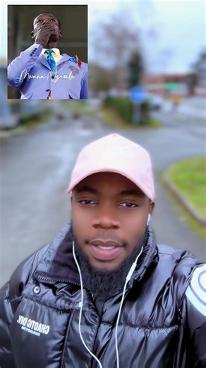 ⚫⚫ Wo0mb0hhh, le monsieur si vient de gagner le jackpot 😍😍😍 J'ai dis ici que m@lgré tout il est l'un des meilleurs supporter de cette CAN Voilà que La Fédération algérienne a décidé de l'inviter suite à l’él!m!nation de la RD Congo ! 🇩🇿🇨🇩 Il a été invité à l’hôtel de Rabat où séjourne l’équipe d’Algérie pour rencontrer les joueurs algériens qui souhaitent le rencontrer, le remercier et partager un moment de respect, de passion et de fraternité africaine 👏🇩🇿🇨🇩 Le briss de ça 😍😍😍